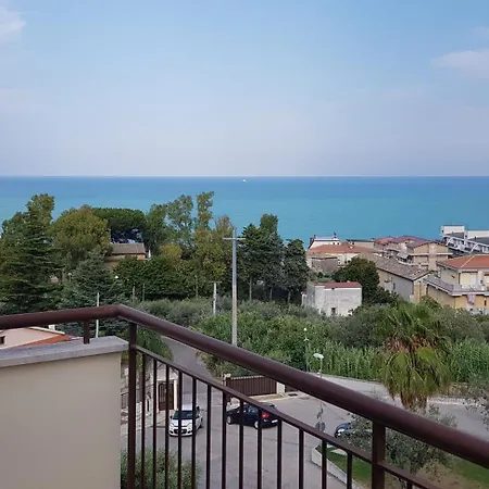 L'angolo Di Eolo -attico Vista Mozzafiato E Parco Daire Vasto
