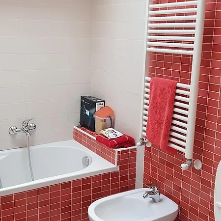 L'angolo Di Eolo -attico Vista Mozzafiato E Parco Daire